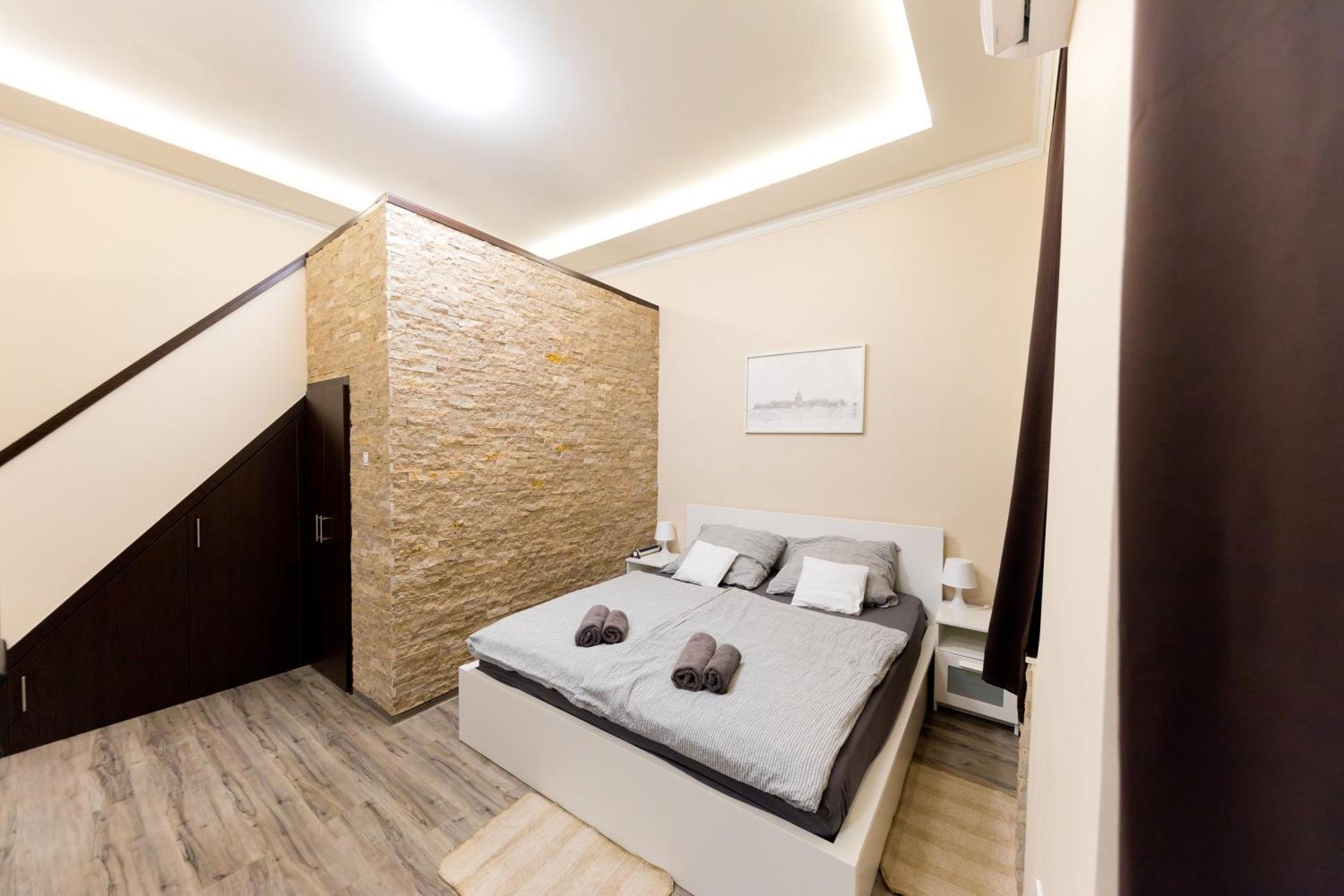 Empirium Apartman Budapest Esterno foto