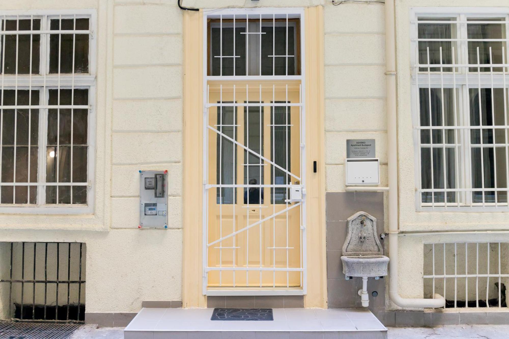 Empirium Apartman Budapest Esterno foto